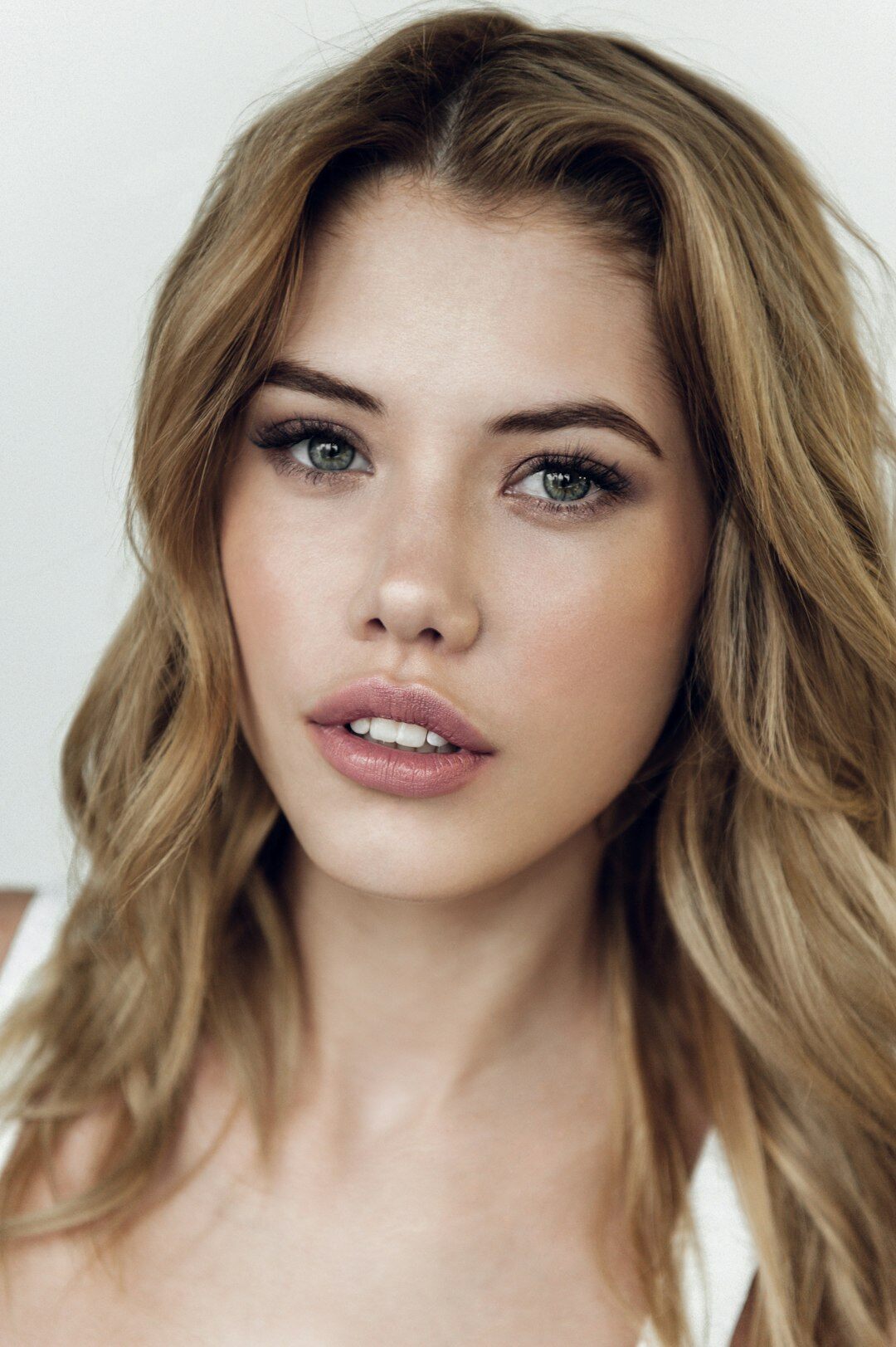 ana de armas hollywood
